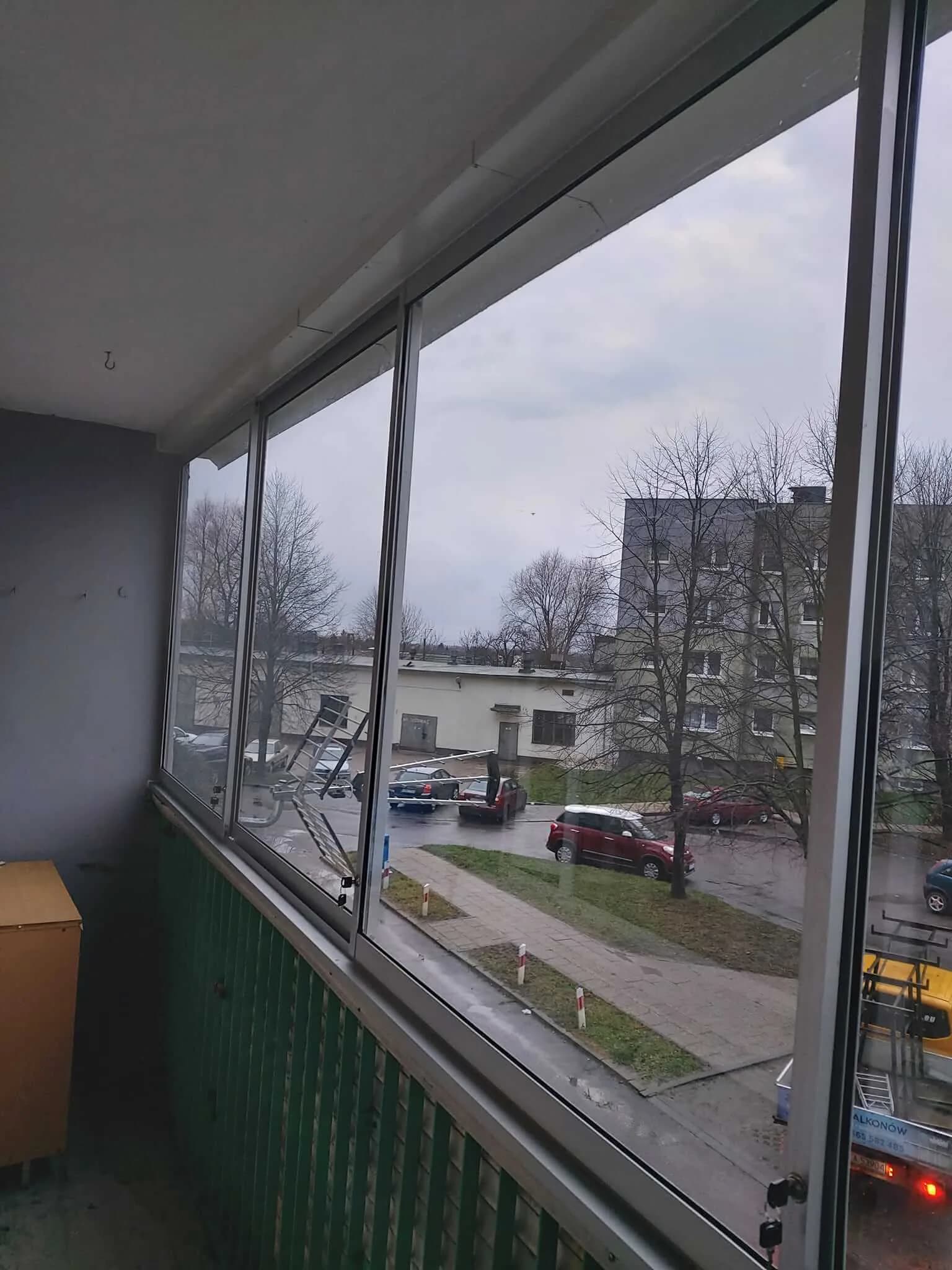 Realizacja zabudowy balkonu w Nowym Dworze Gdańskim