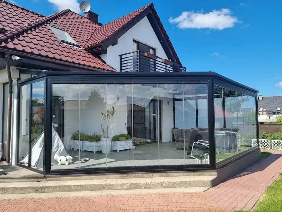Taras w systemie bezramowym